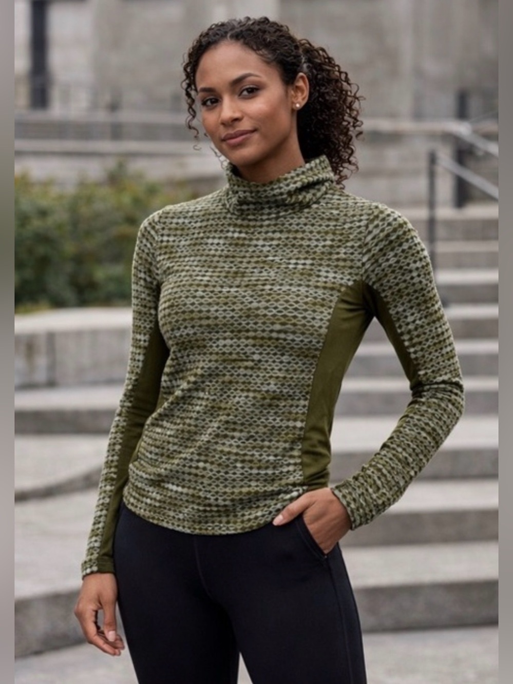 Nike Pro Hyperwarm Thermal‎ Training Top Olive Green Textured Performance Medium